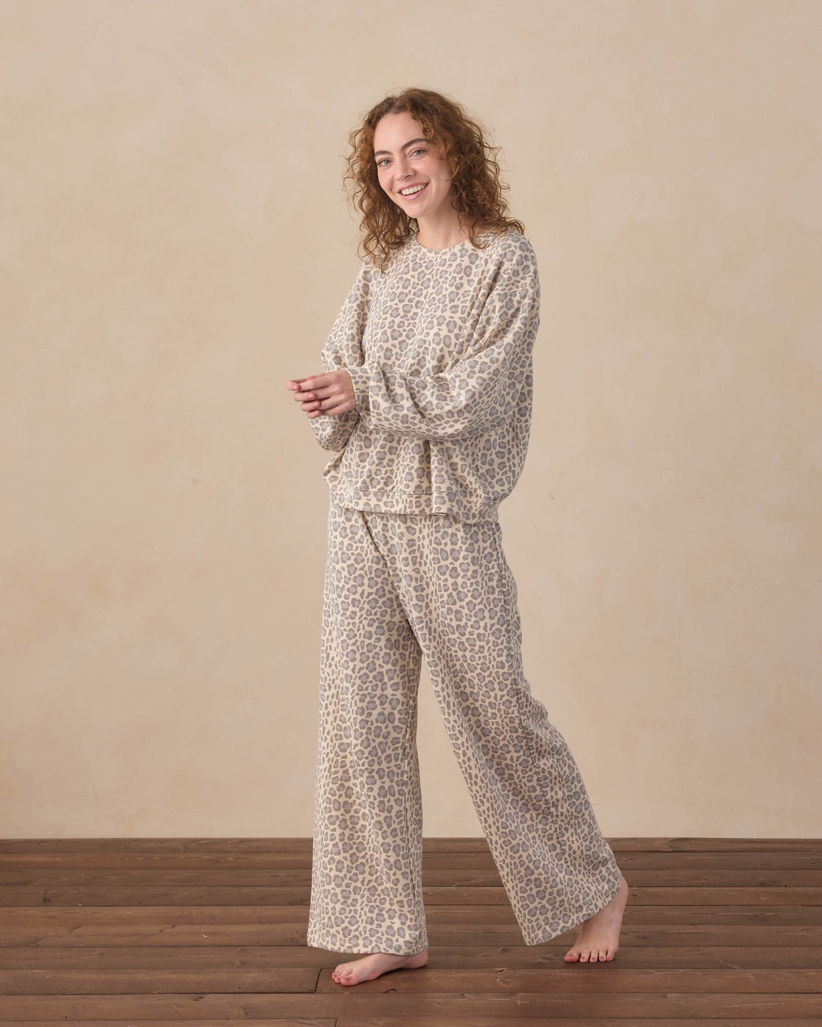 Women's Wide Leg Sweatpant Leopard