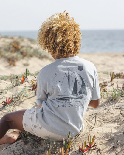 Relaxed Tee - Seas the Day